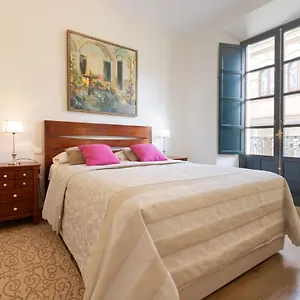 romantic-getaway-2-pax-seville.es-andalucia.com/